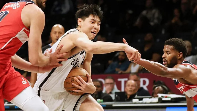 国内媒体人：崔永熙大概率重返CBA不是新闻，最早介入崔永熙交易的不是广东宏远