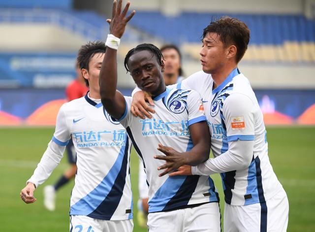 开云首页入口-保级组综述：青岛11连败继续垫底 申花平沧州领跑