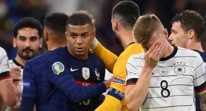 开云官网首页-"不高兴"被耍三次 爆发不成的姆巴佩切忌心态爆炸